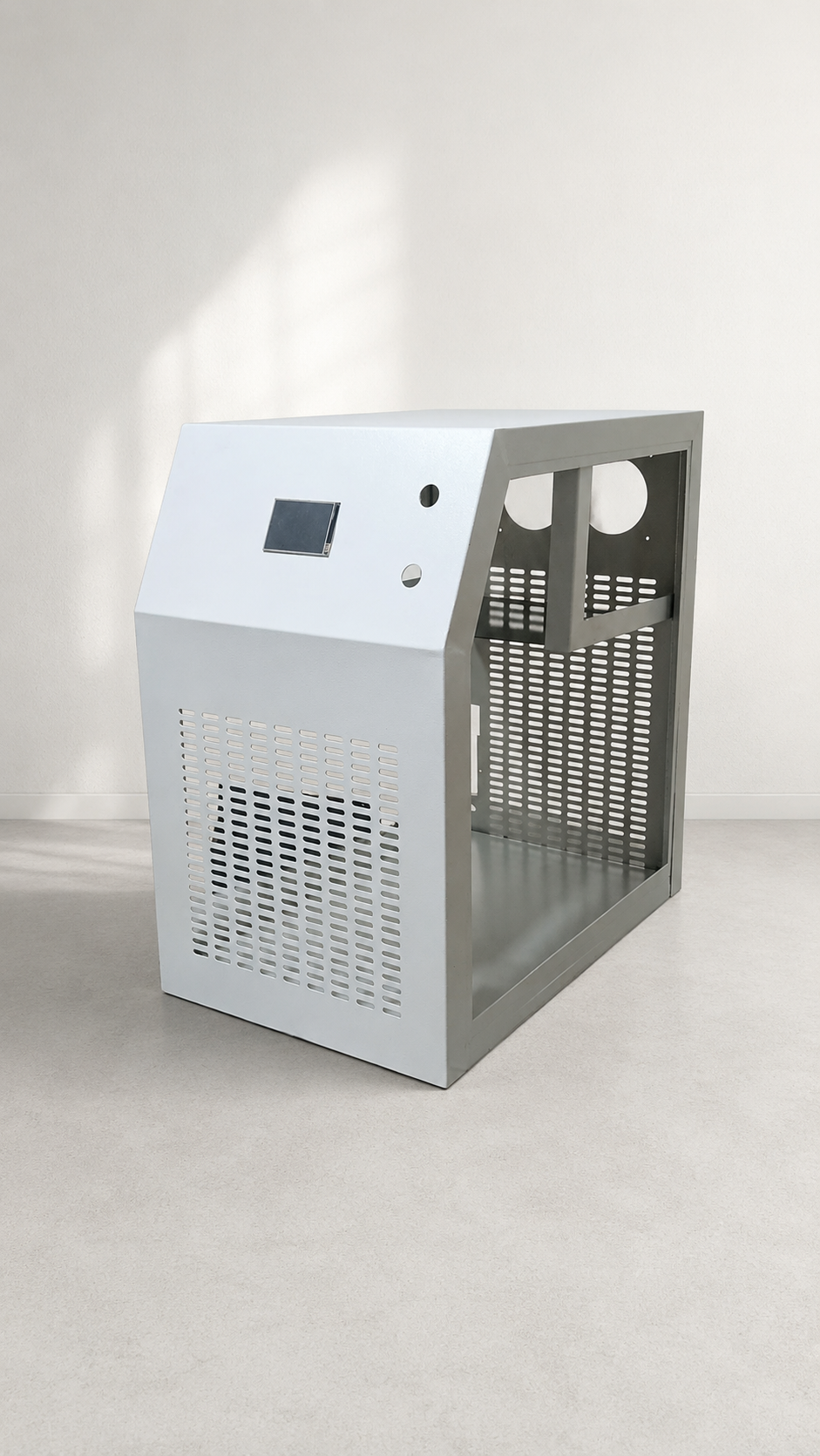Modern açılı metal kasa